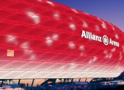 中国熊猫体育-跨界之夜，当NBA季后赛的硝烟中，响起梅西式的关键一击