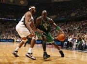 熊猫TV-赛场双城记，英超争冠烽烟起，森林狼与深圳的跨界血拼