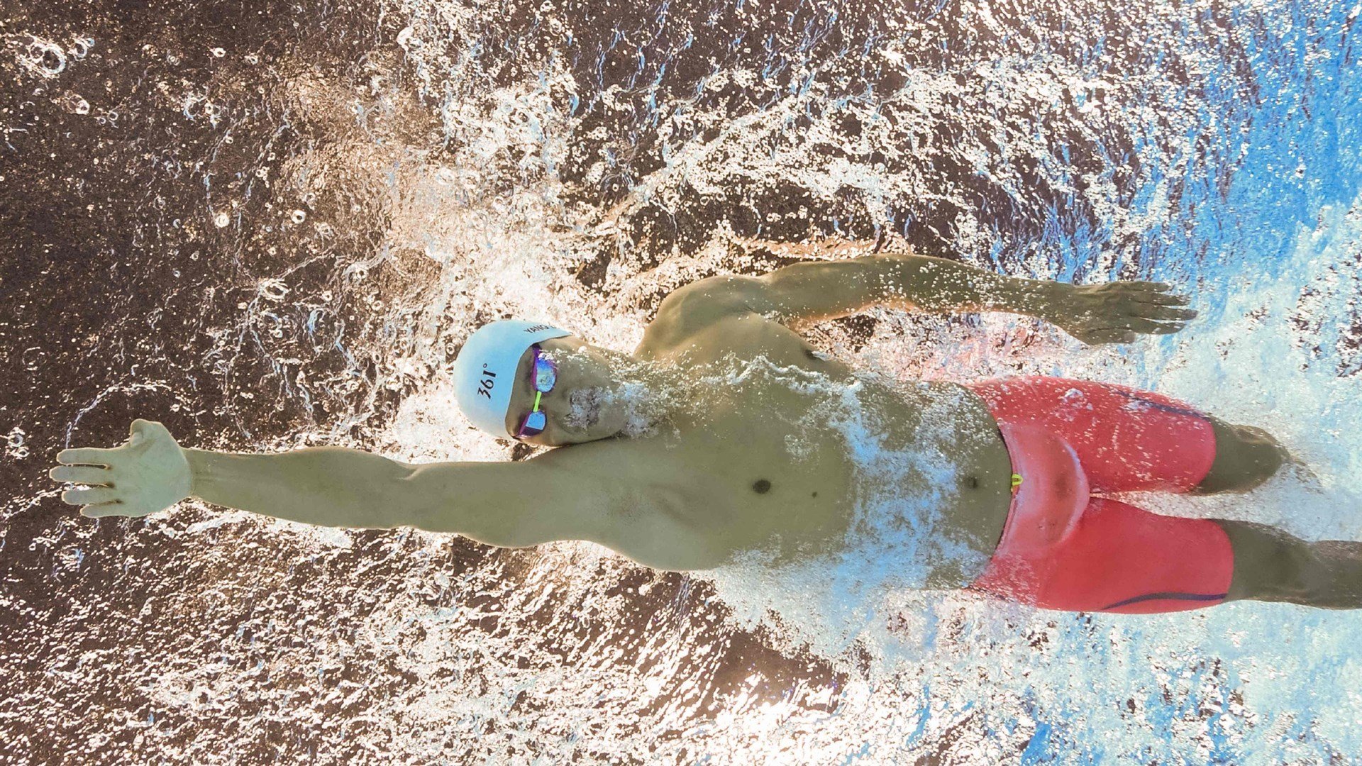 马丁内利一锤定音，洪都拉斯以节奏掌控终结加拿大晋级希望